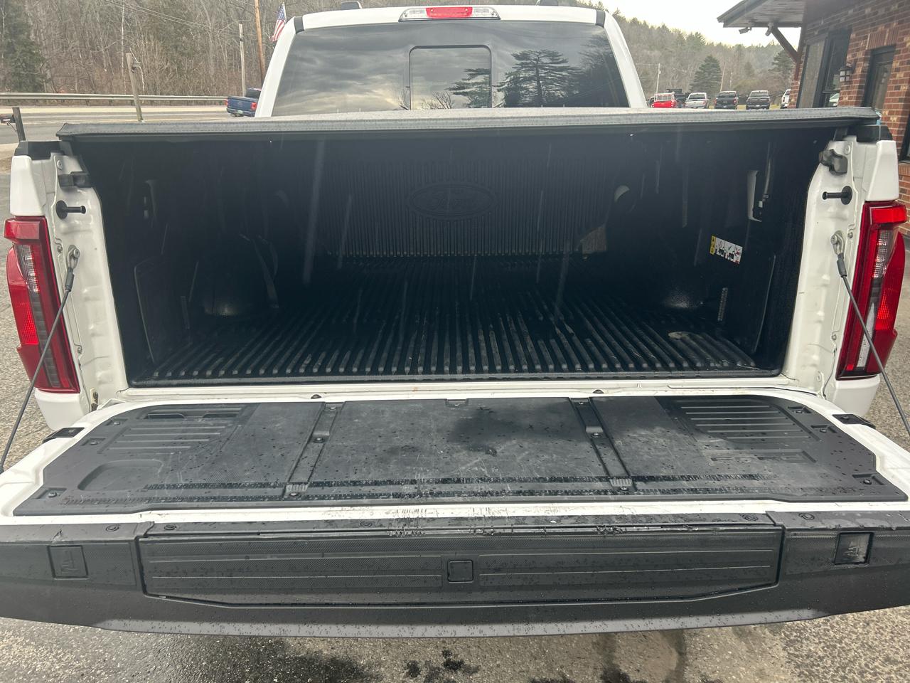 Ford F-150 XLT SuperCrew 4WD 2025