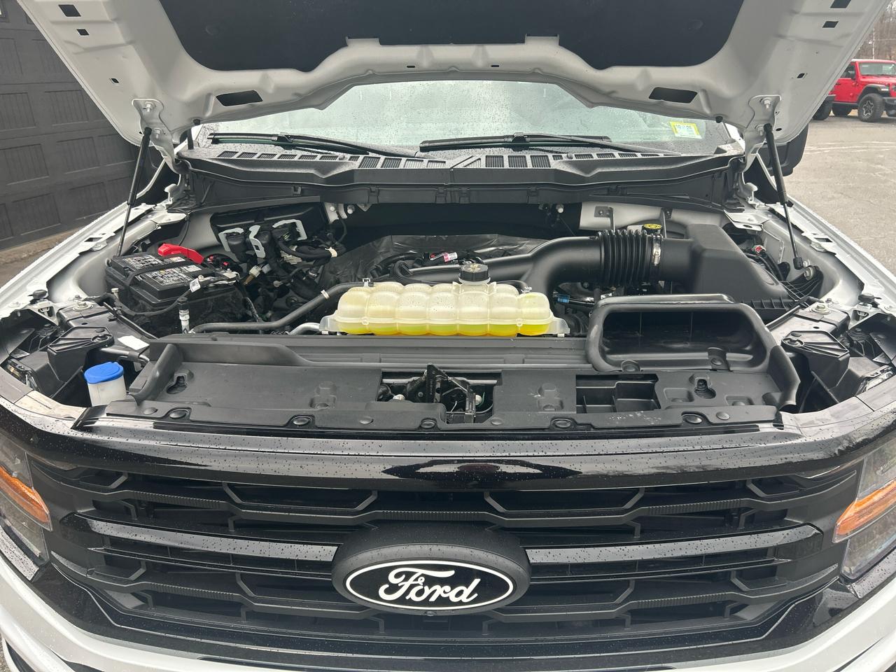 Ford F-150 XLT SuperCrew 4WD 2025