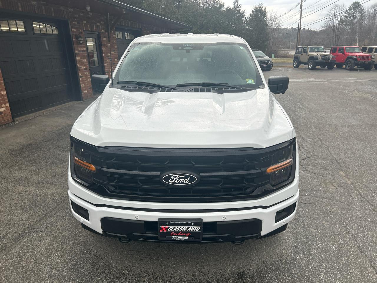 Ford F-150 XLT SuperCrew 4WD 2025