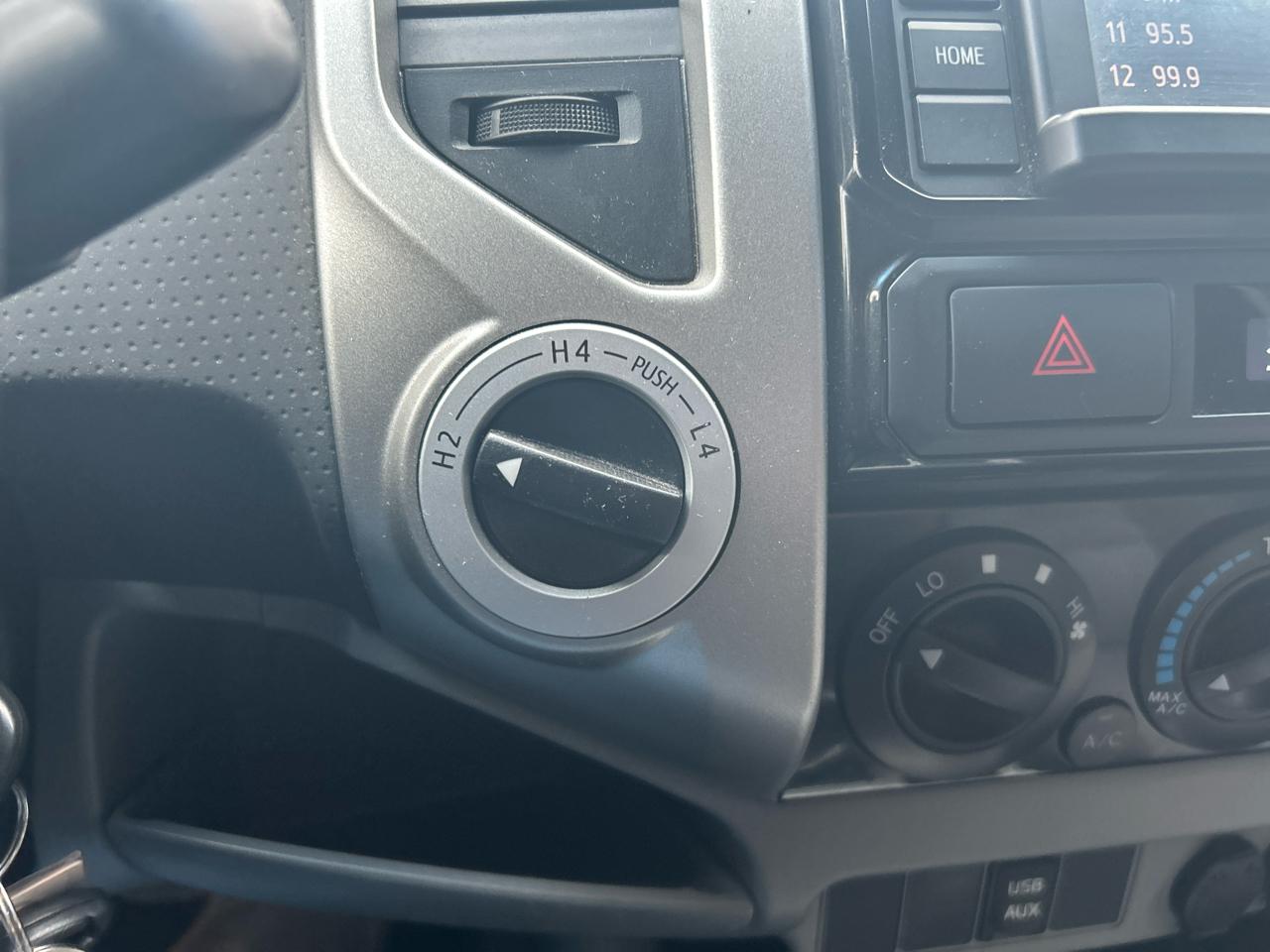 Toyota Tacoma Double Cab V6 5AT 4WD 2014