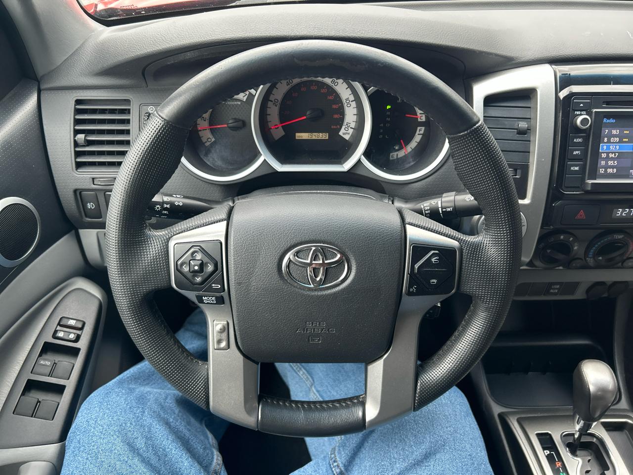 Toyota Tacoma Double Cab V6 5AT 4WD 2014