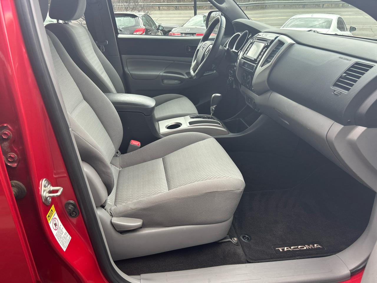 Toyota Tacoma Double Cab V6 5AT 4WD 2014