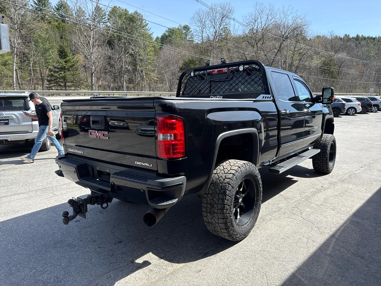 GMC Sierra 3500HD Denali Crew Cab  Short Box 4WD 2019