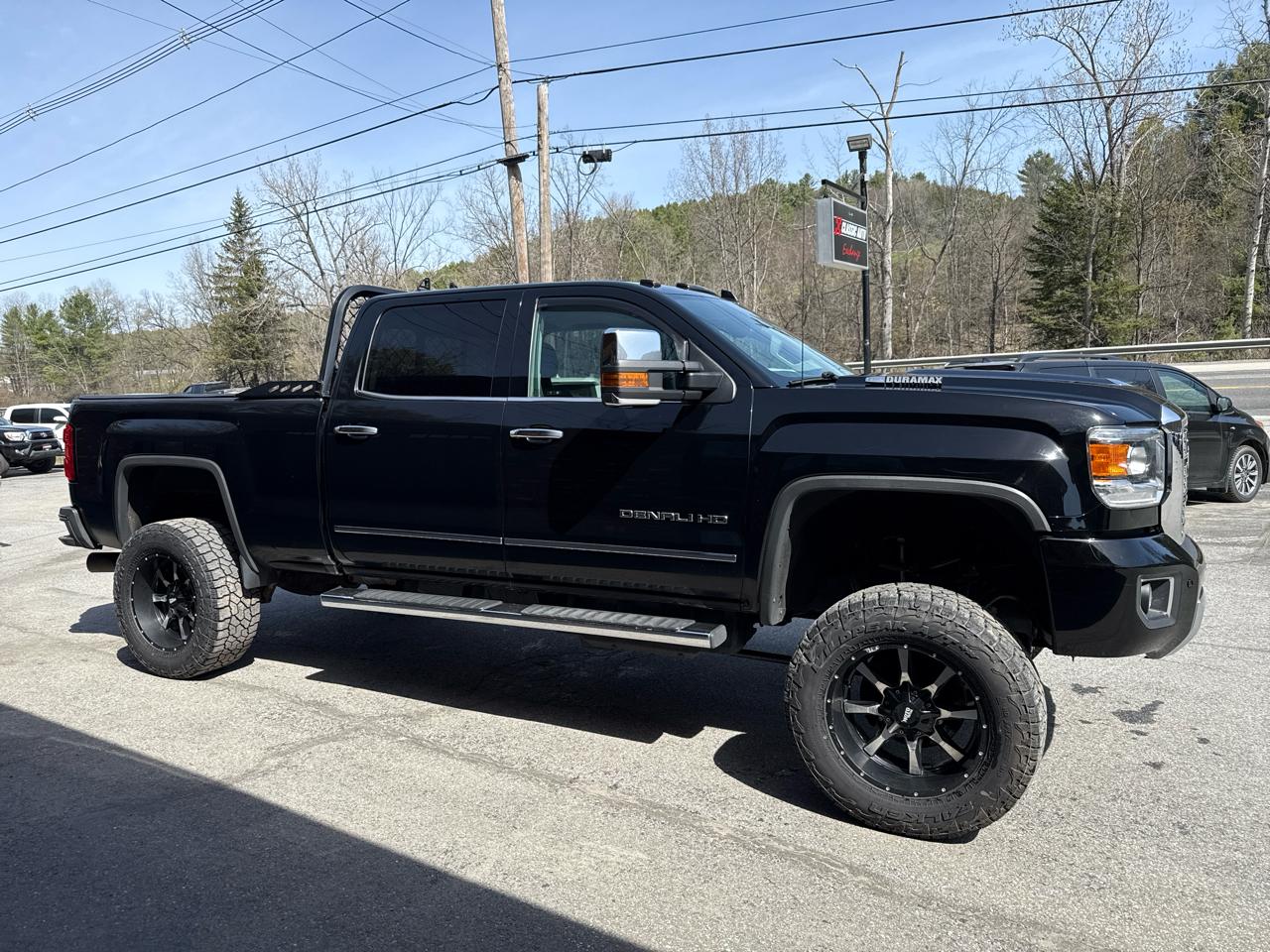 GMC Sierra 3500HD Denali Crew Cab  Short Box 4WD 2019