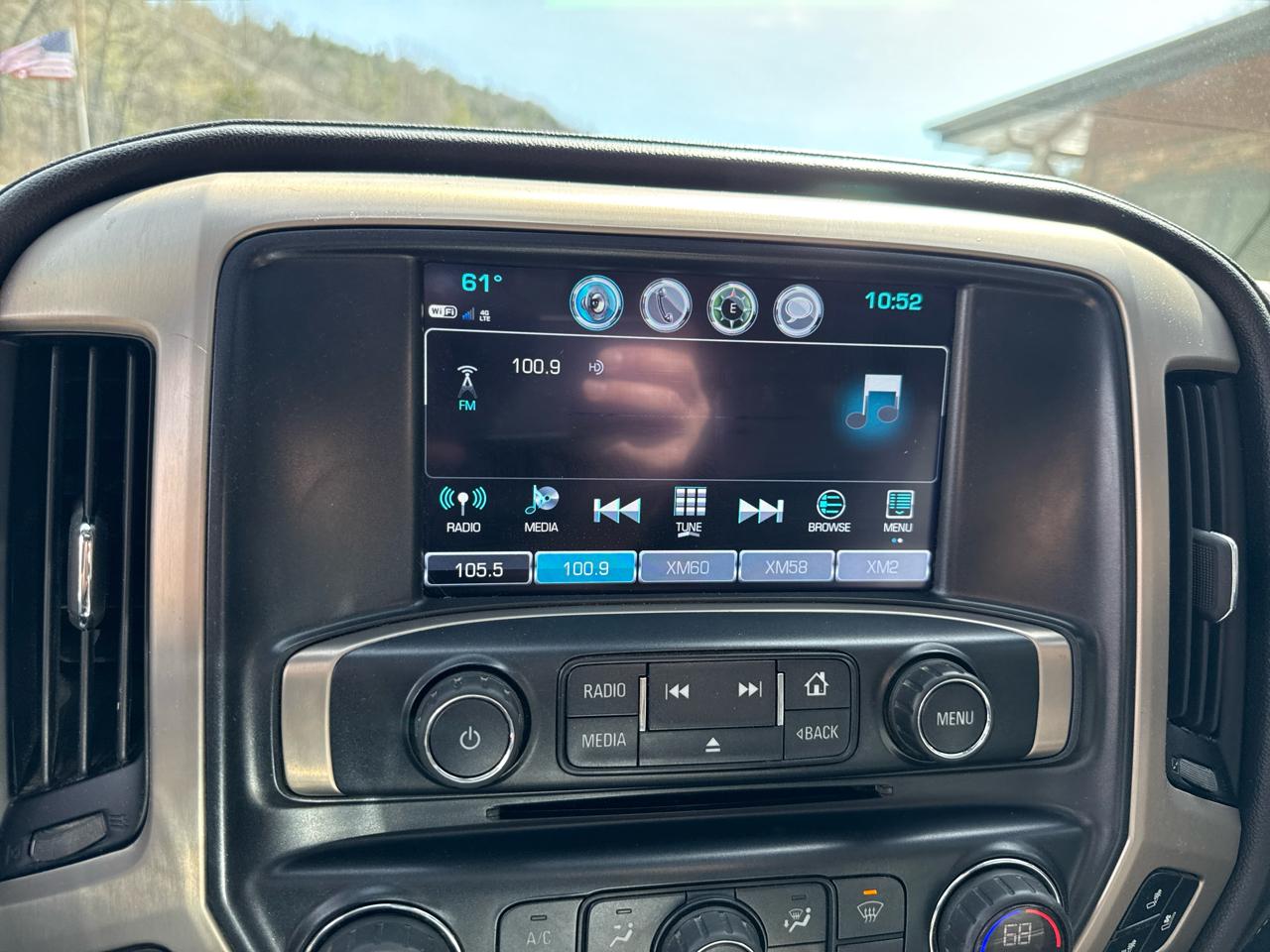 GMC Sierra 3500HD Denali Crew Cab  Short Box 4WD 2019