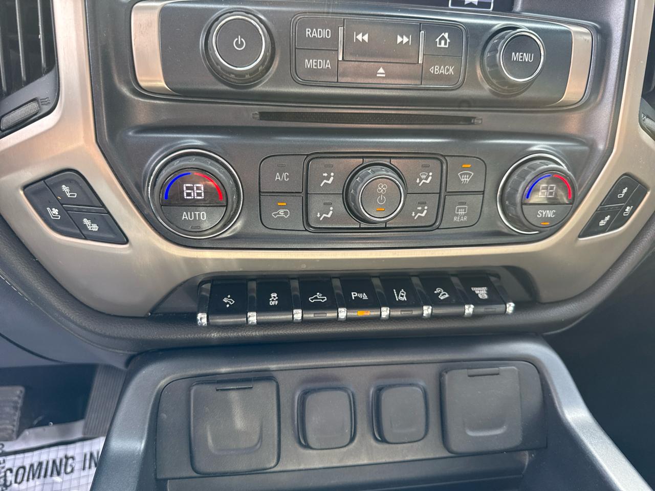 GMC Sierra 3500HD Denali Crew Cab  Short Box 4WD 2019