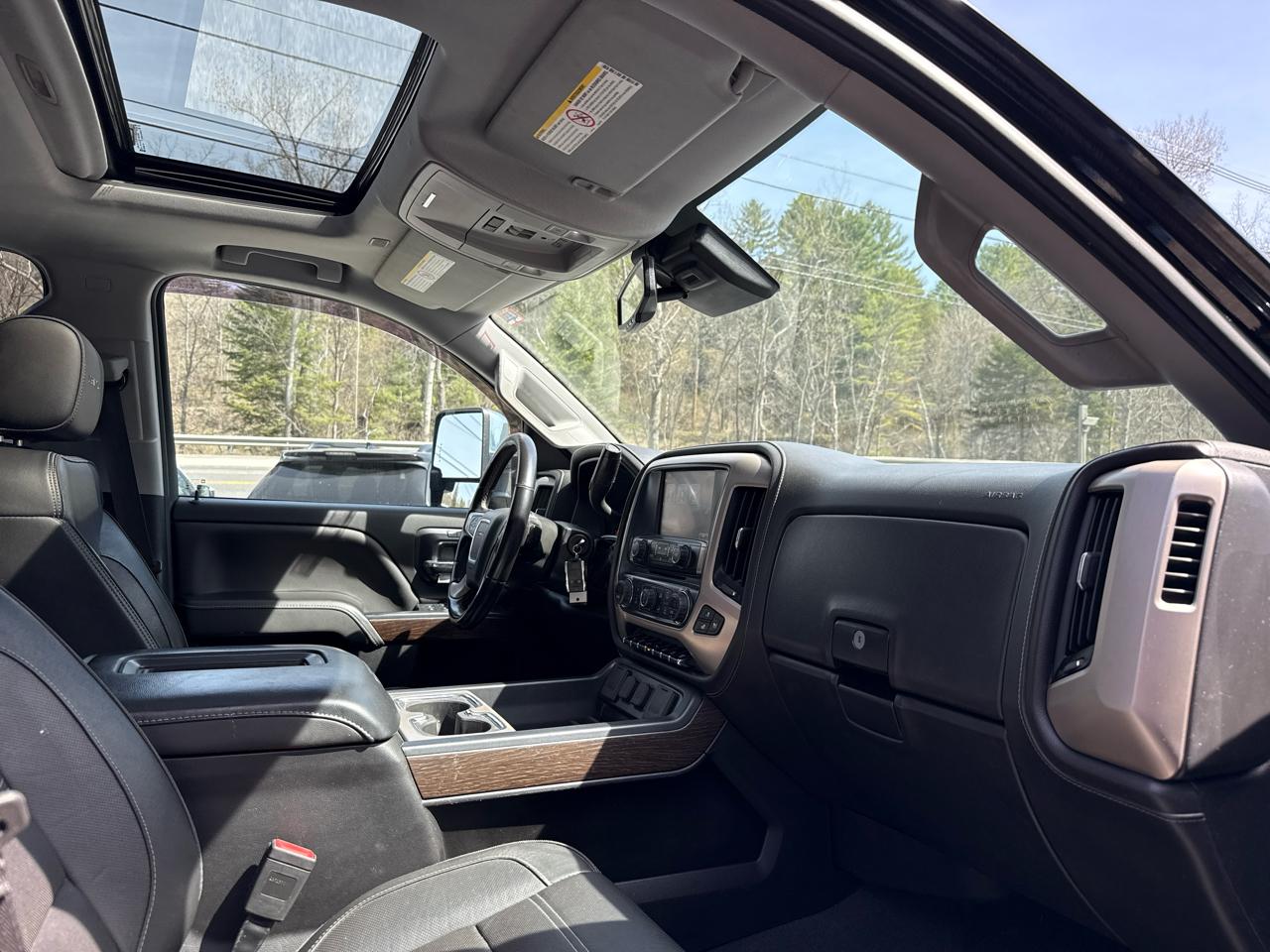 GMC Sierra 3500HD Denali Crew Cab  Short Box 4WD 2019