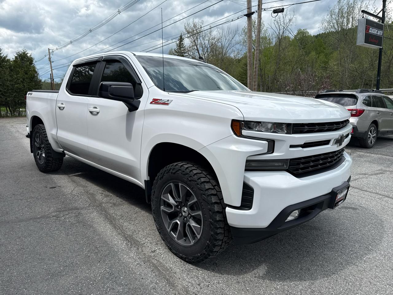 View vehicle photo 7