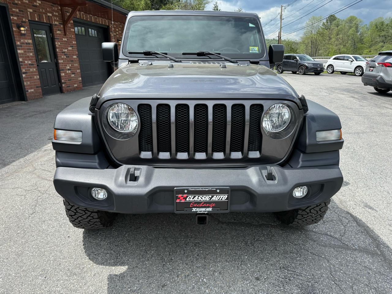 Jeep Wrangler Unlimited Sport 2018