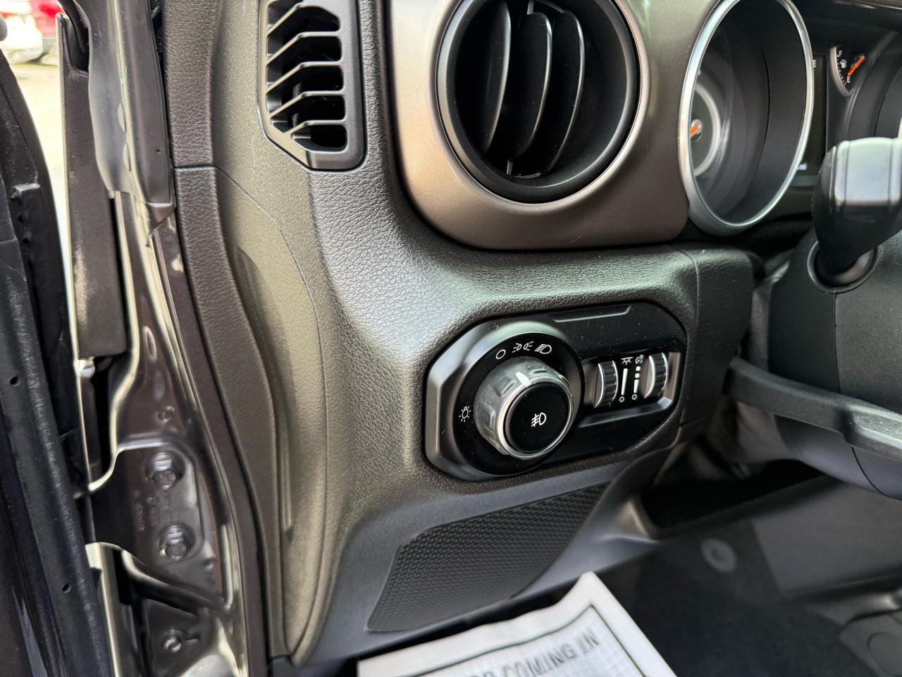 Jeep Wrangler Unlimited Sport 2018