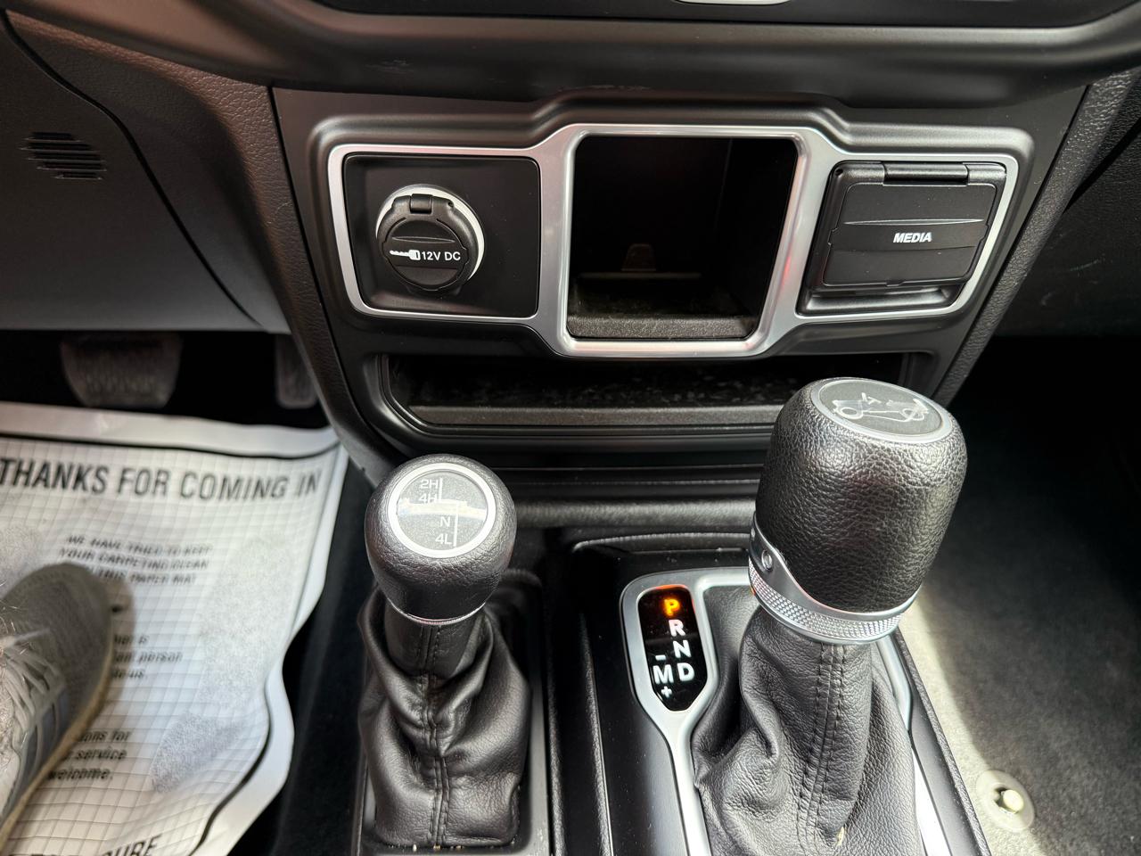 Jeep Wrangler Unlimited Sport 2018