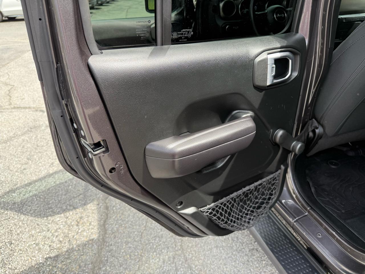Jeep Wrangler Unlimited Sport 2018