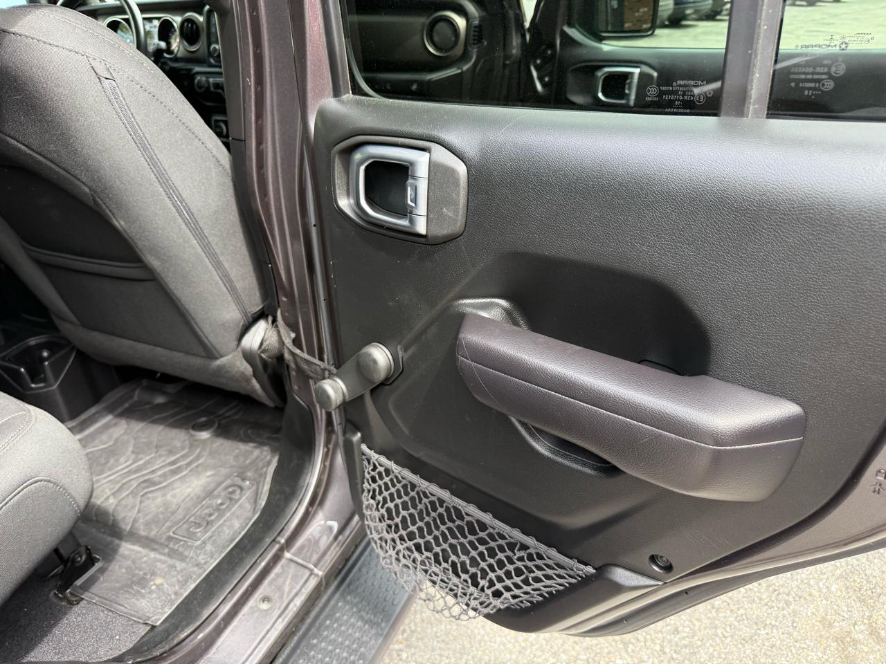 Jeep Wrangler Unlimited Sport 2018