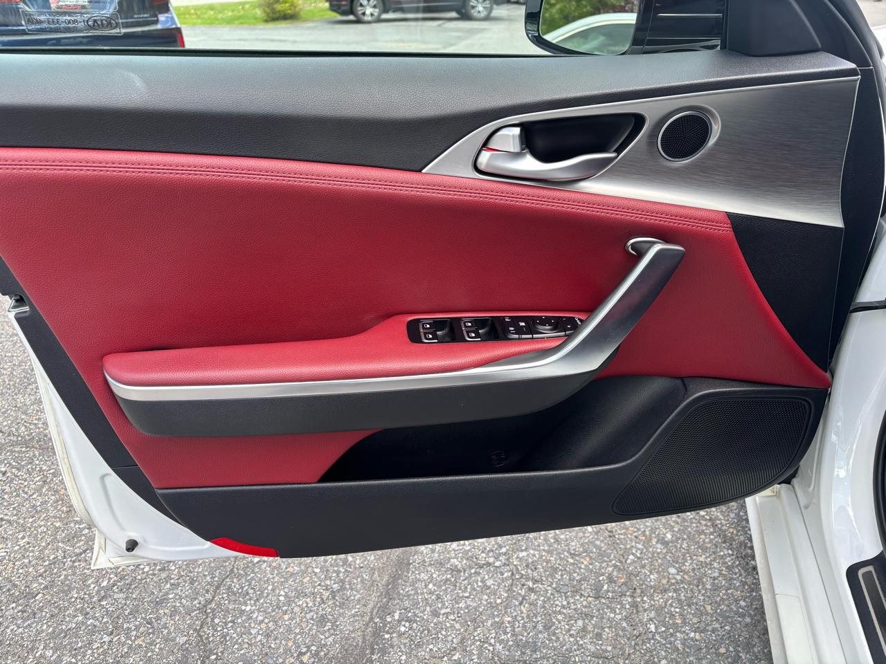 Kia Stinger GT1 AWD 2022