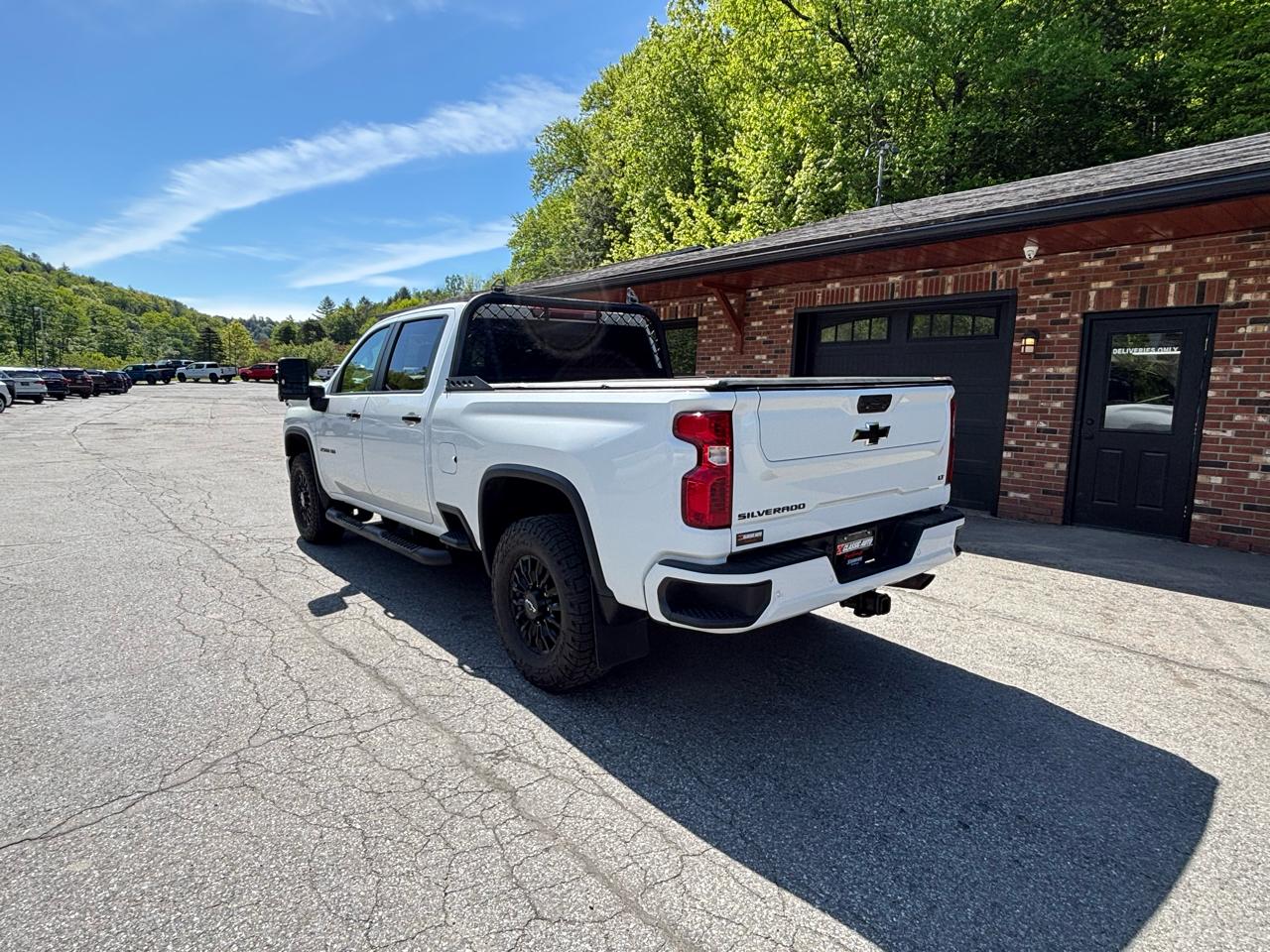 Chevrolet Silverado 2500HD 4WD Crew Cab 167.7" LT 2022
