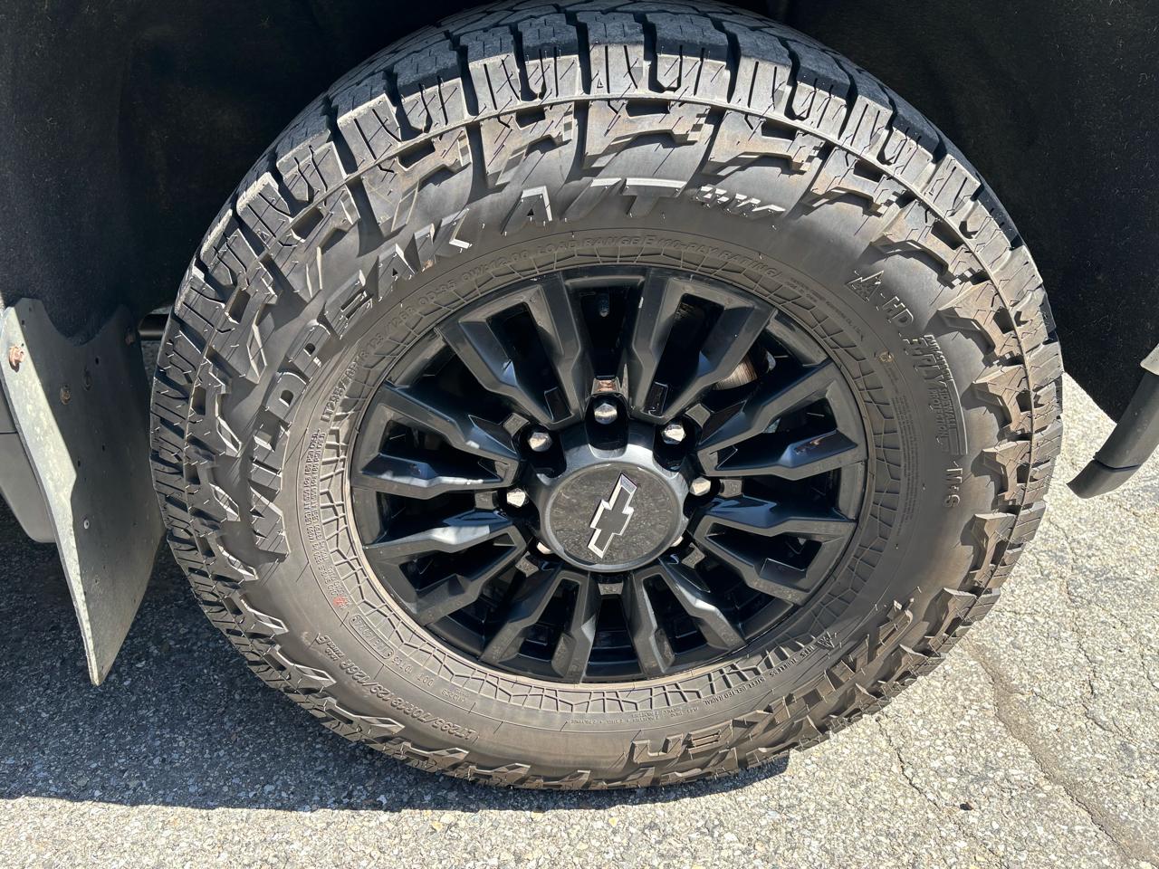 Chevrolet Silverado 2500HD 4WD Crew Cab 167.7" LT 2022