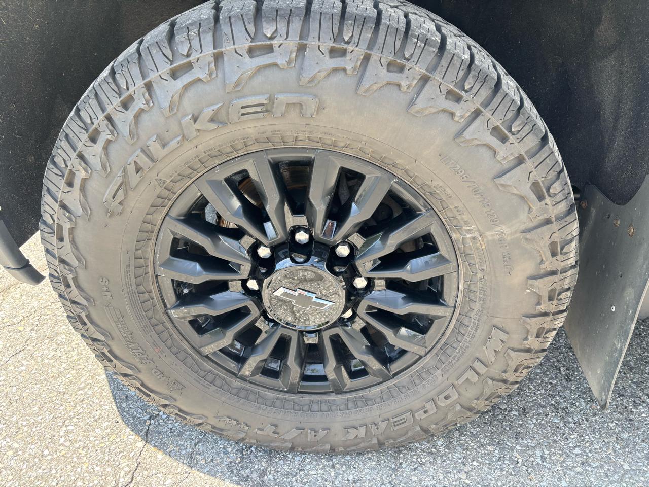 Chevrolet Silverado 2500HD 4WD Crew Cab 167.7" LT 2022