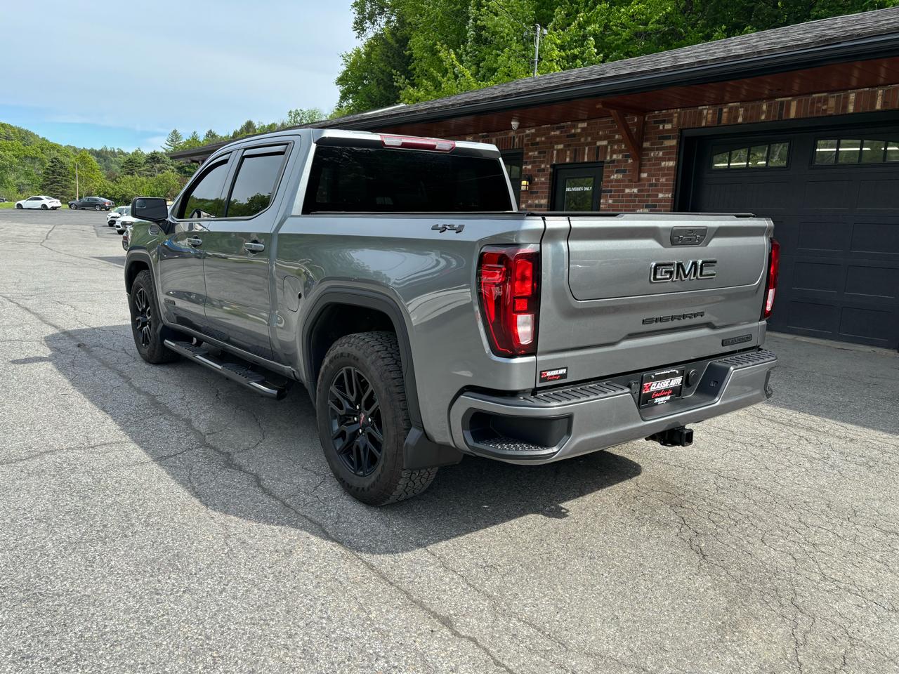 GMC Sierra 1500 Elevation Crew Cab 4WD 2021
