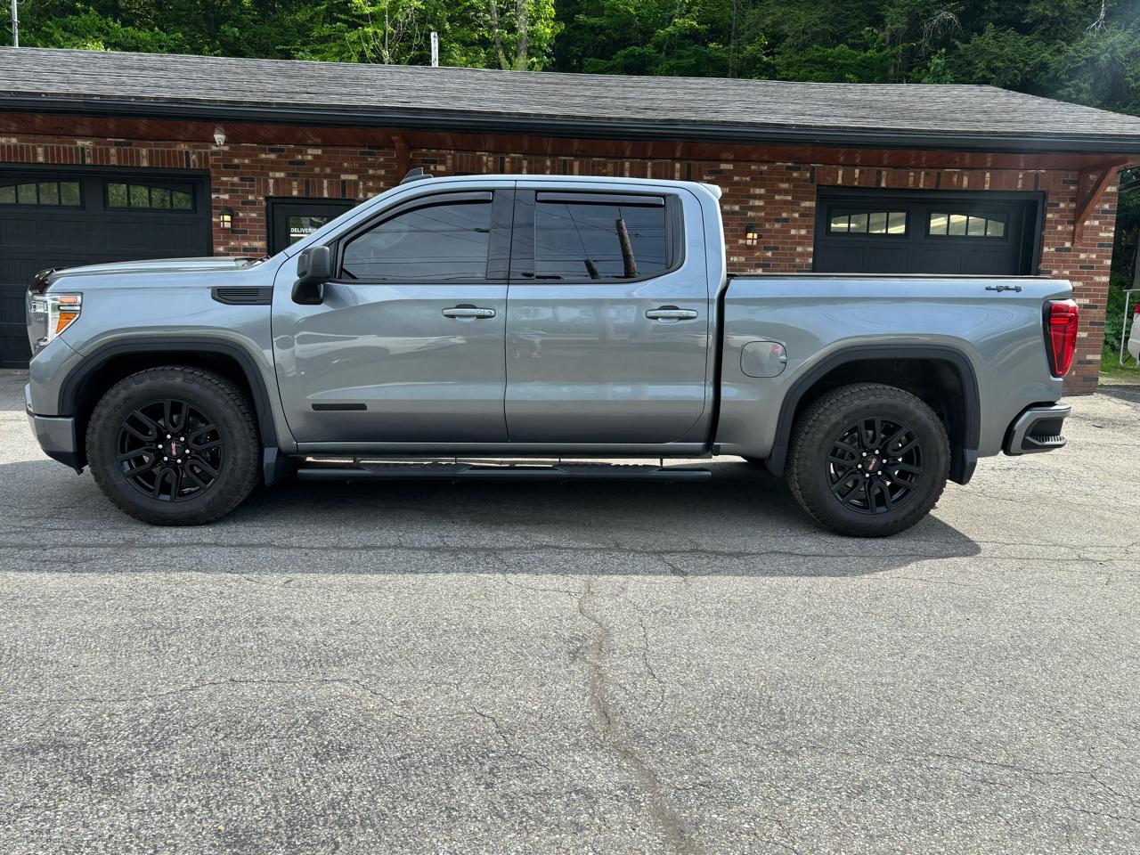 GMC Sierra 1500 Elevation Crew Cab 4WD 2021