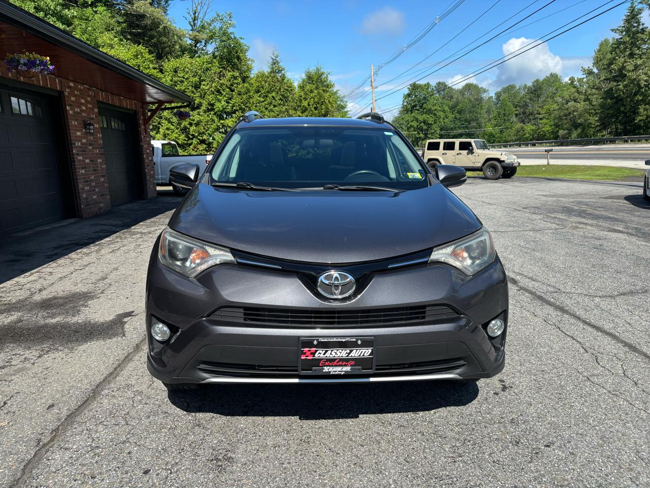 Toyota RAV4 XLE AWD 2016