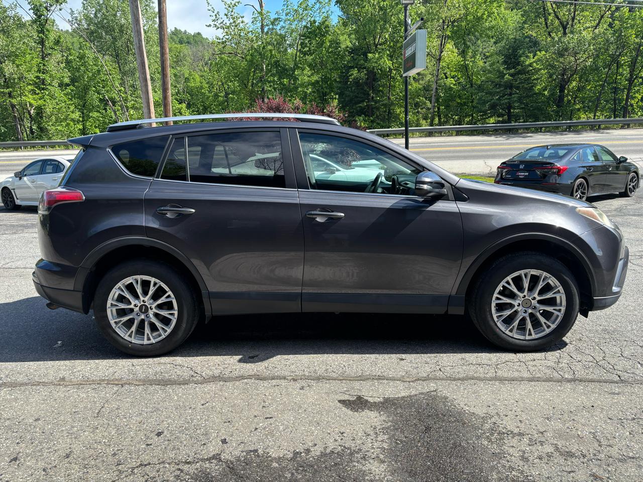 Toyota RAV4 XLE AWD 2016