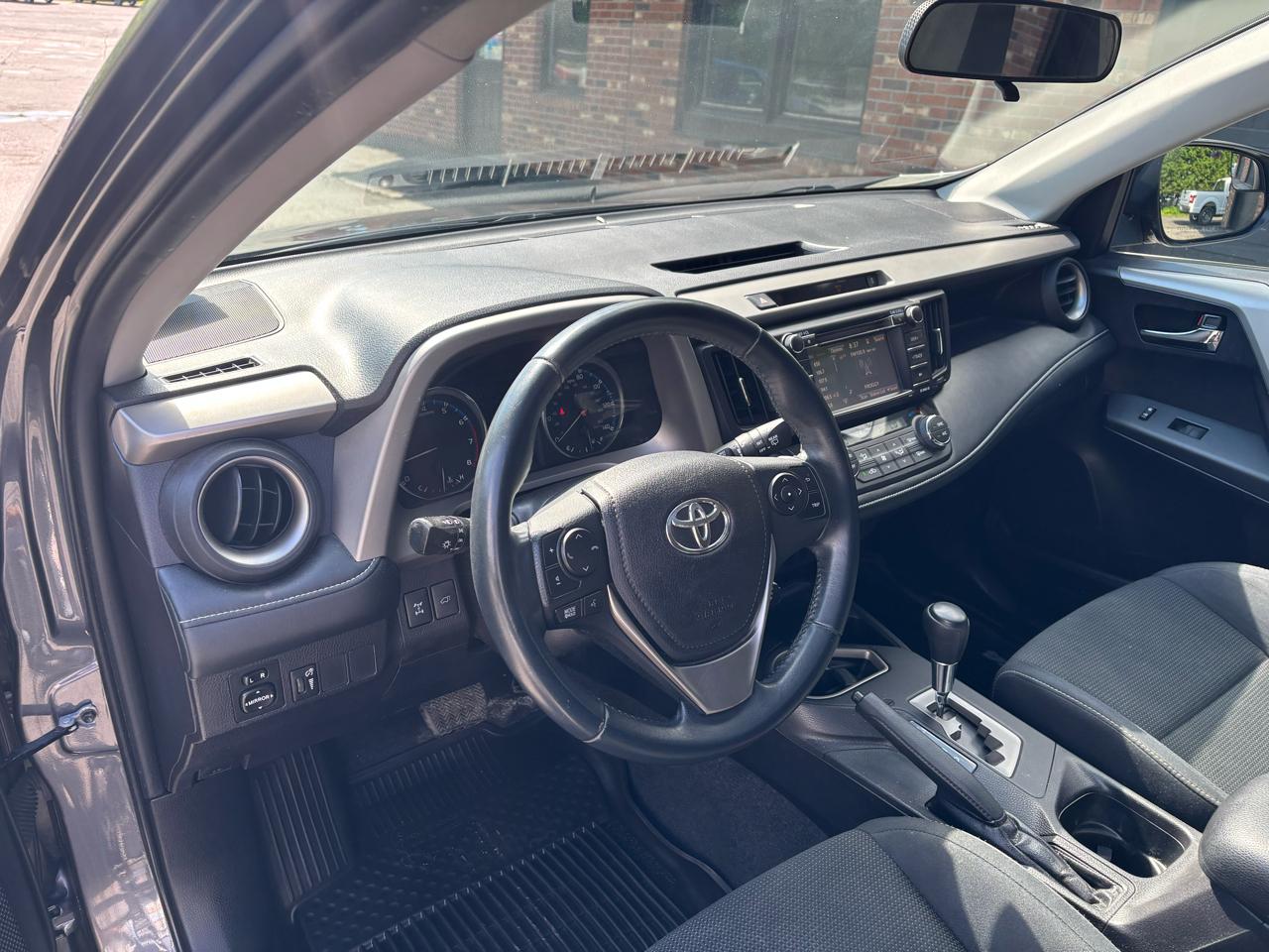 Toyota RAV4 XLE AWD 2016