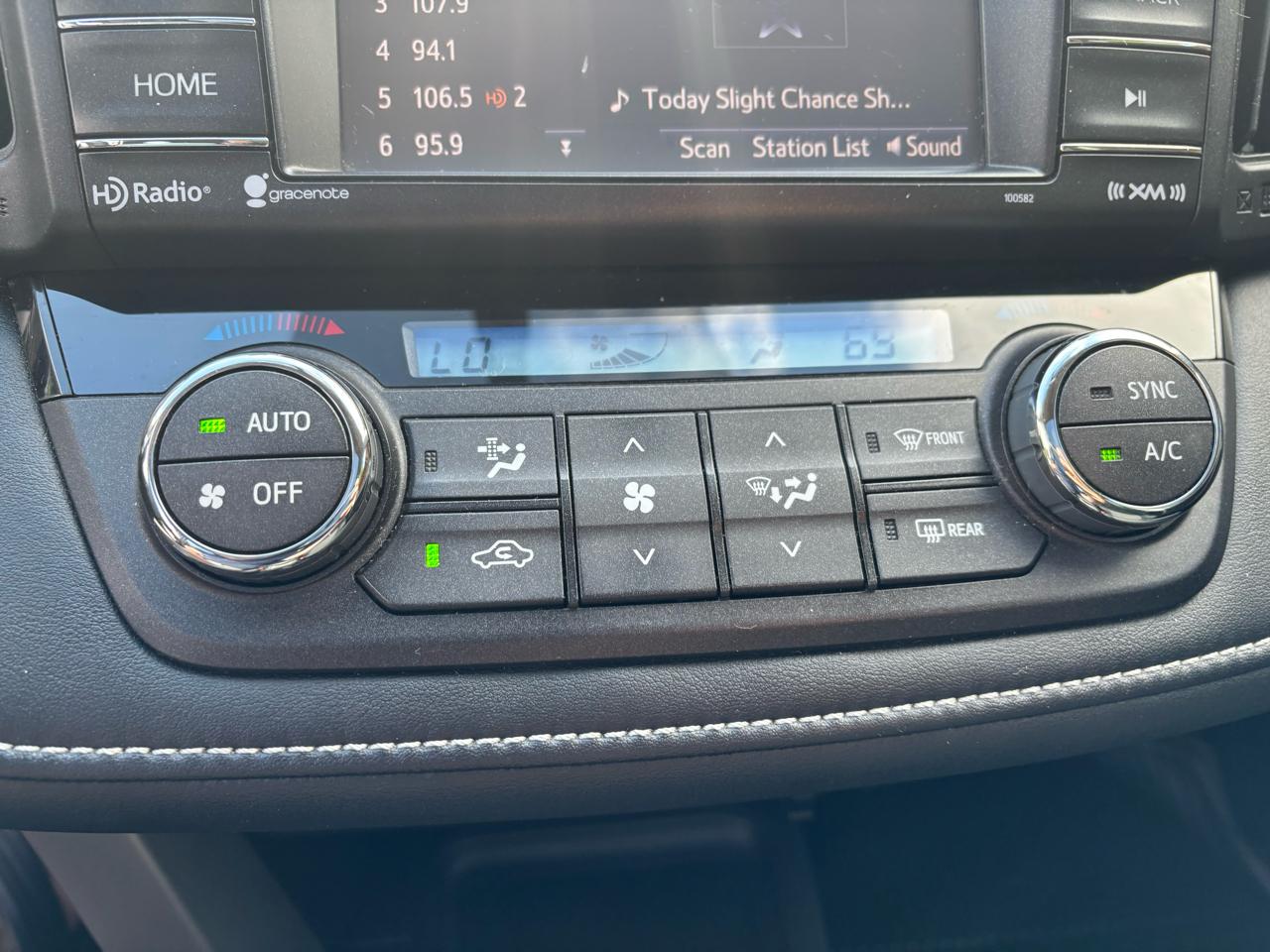 Toyota RAV4 XLE AWD 2016