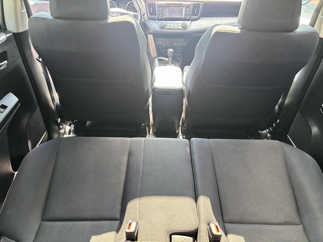 Toyota RAV4 XLE AWD 2016
