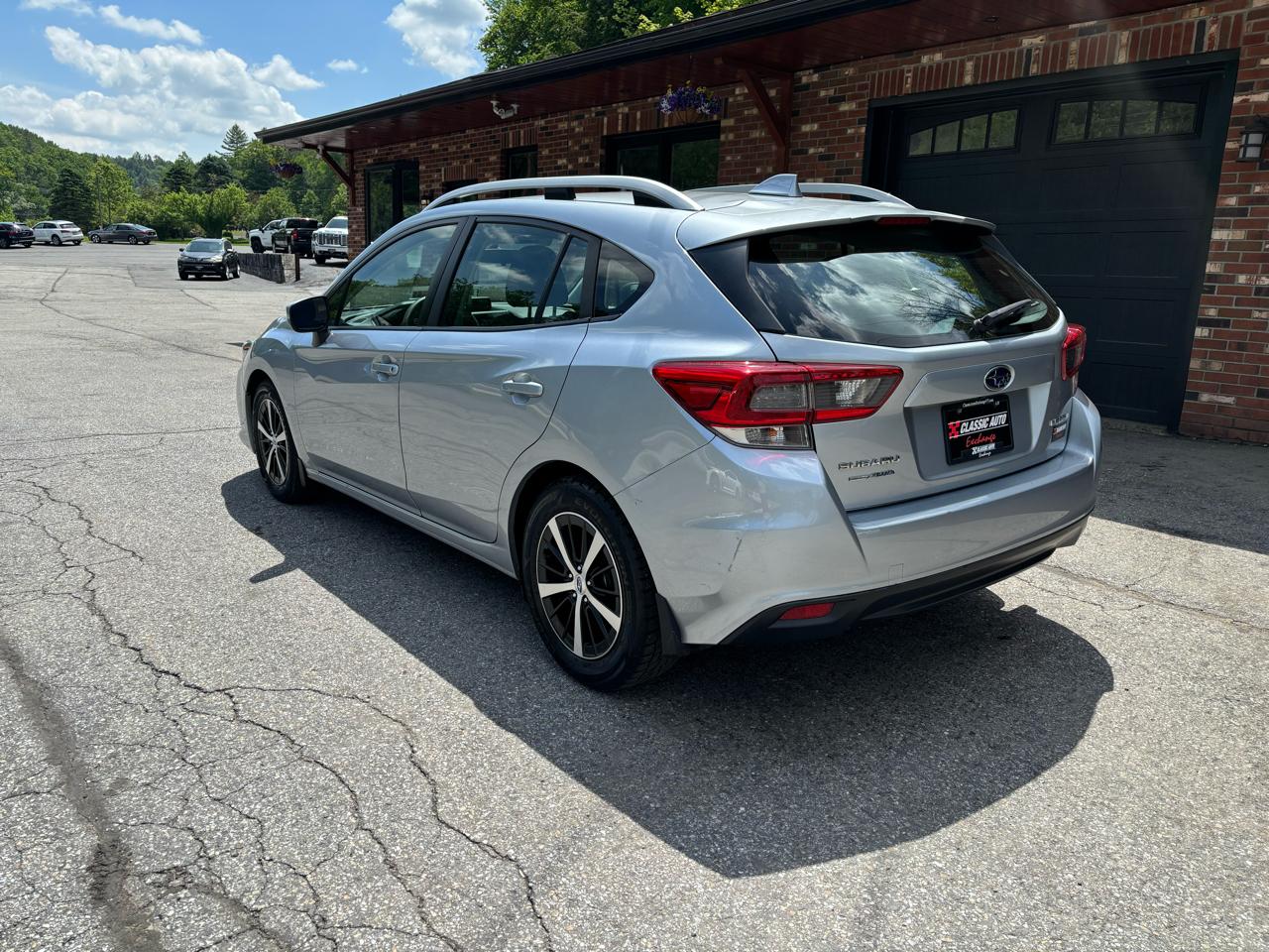 Subaru Impreza 2.0i Premium CVT 5-Door 2023