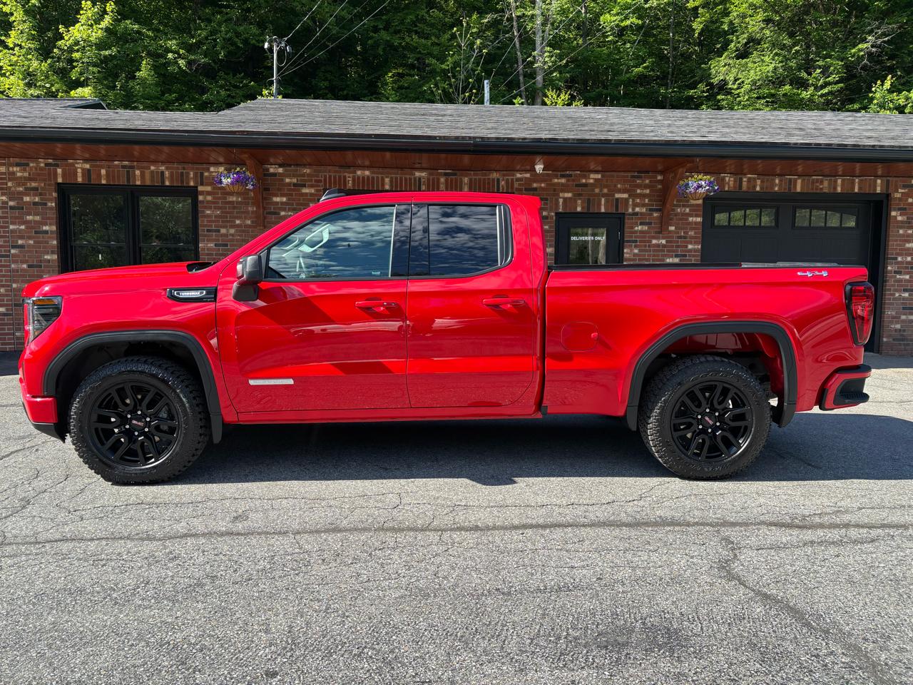 GMC Sierra 1500 Elevation Double Cab 4WD w/3VL 2025