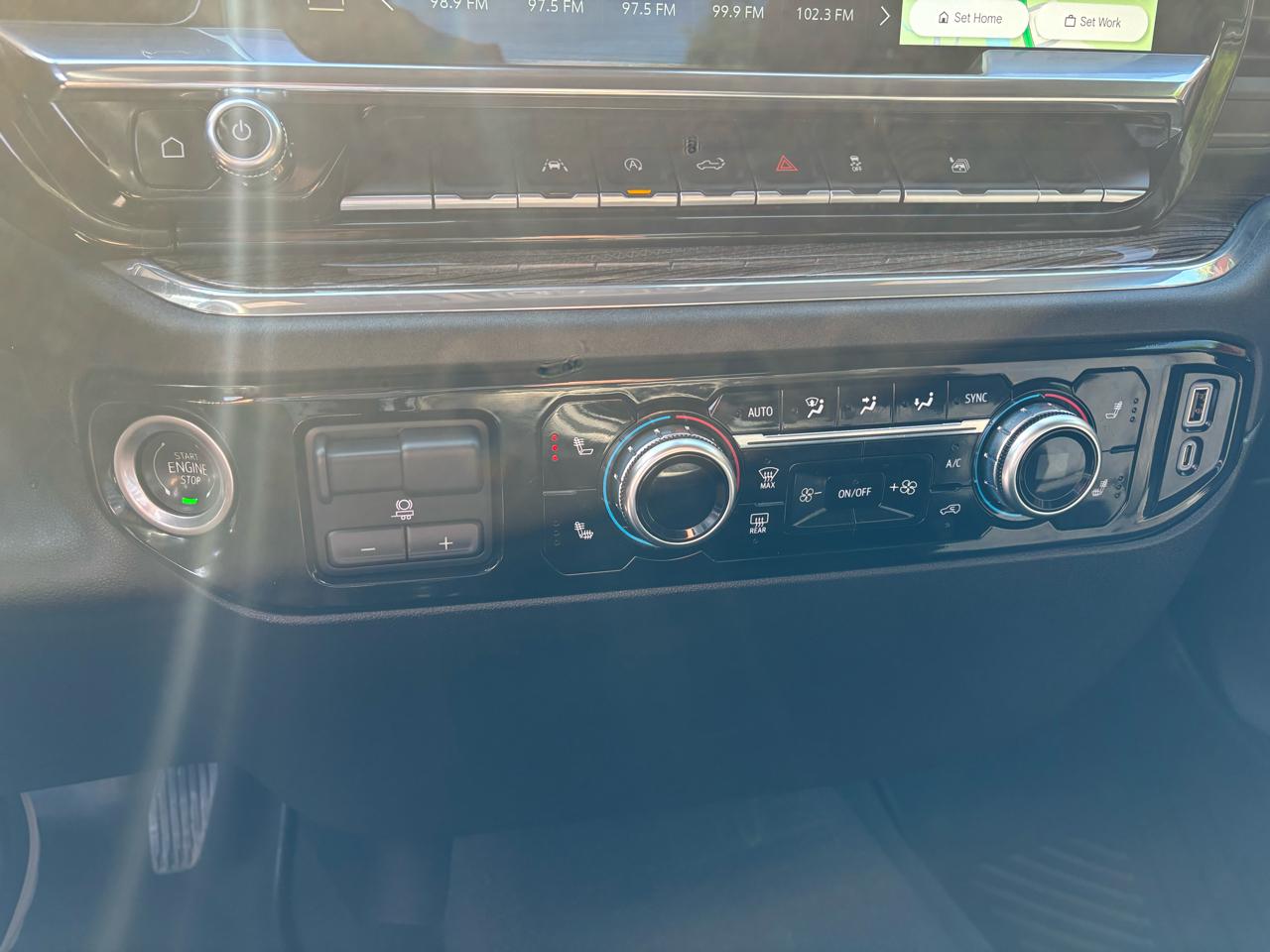 GMC Sierra 1500 Elevation Double Cab 4WD w/3VL 2025