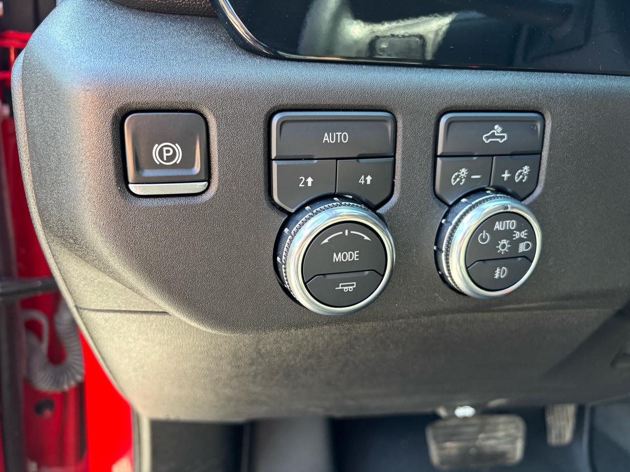 GMC Sierra 1500 Elevation Double Cab 4WD w/3VL 2025