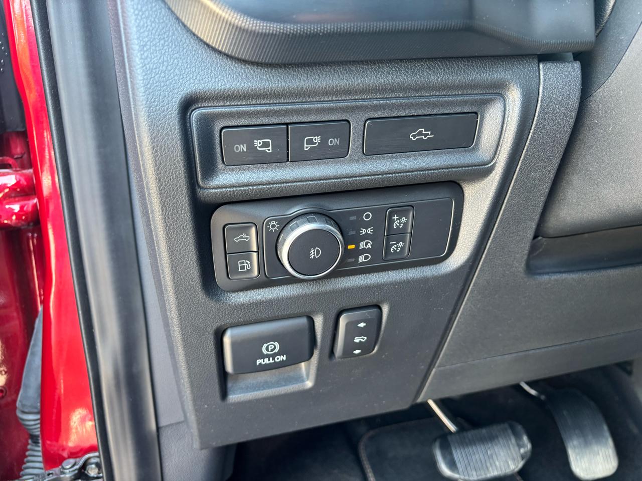 Ford F-150 Platinum SuperCrew 5.5-ft. Bed 4WD 2021