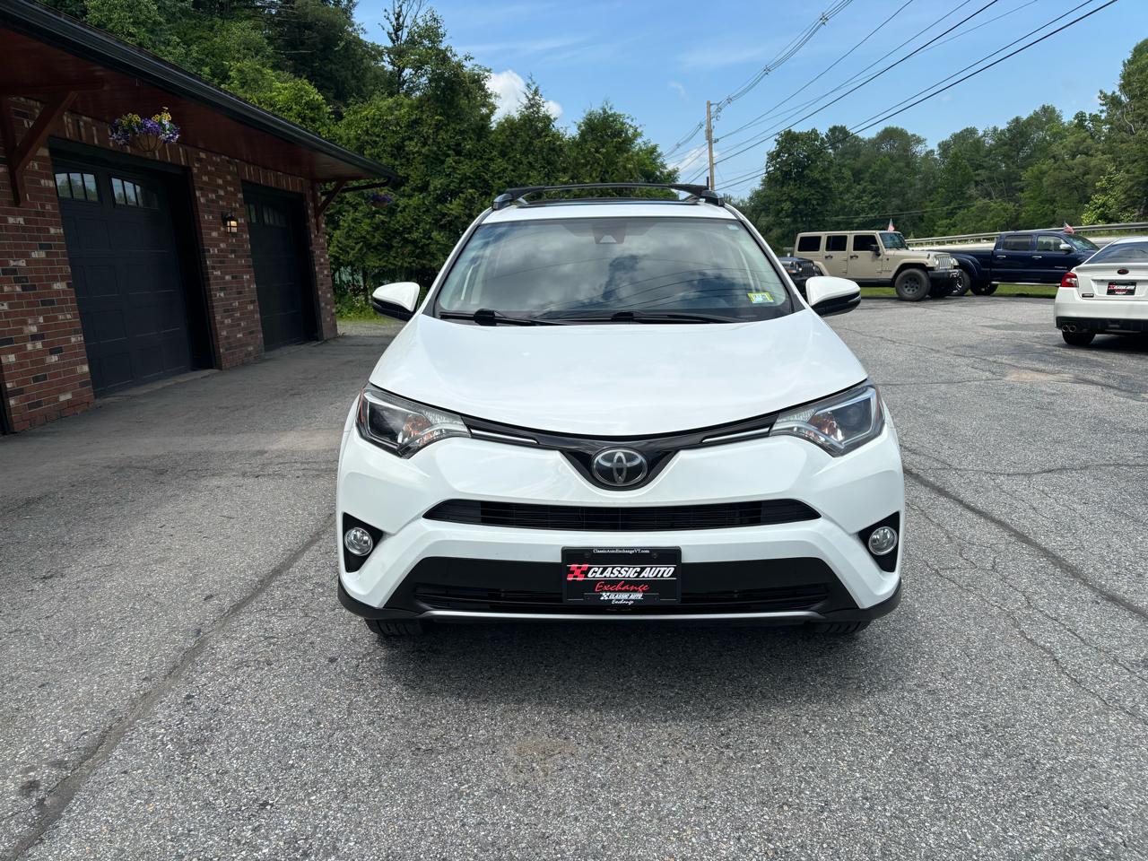 Toyota RAV4 XLE AWD 2017