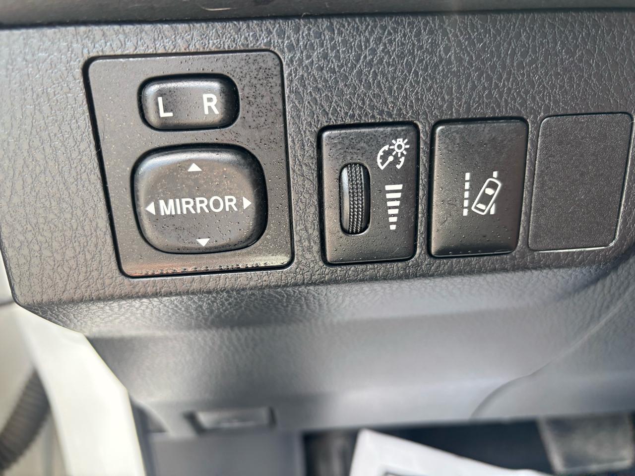 Toyota RAV4 XLE AWD 2017