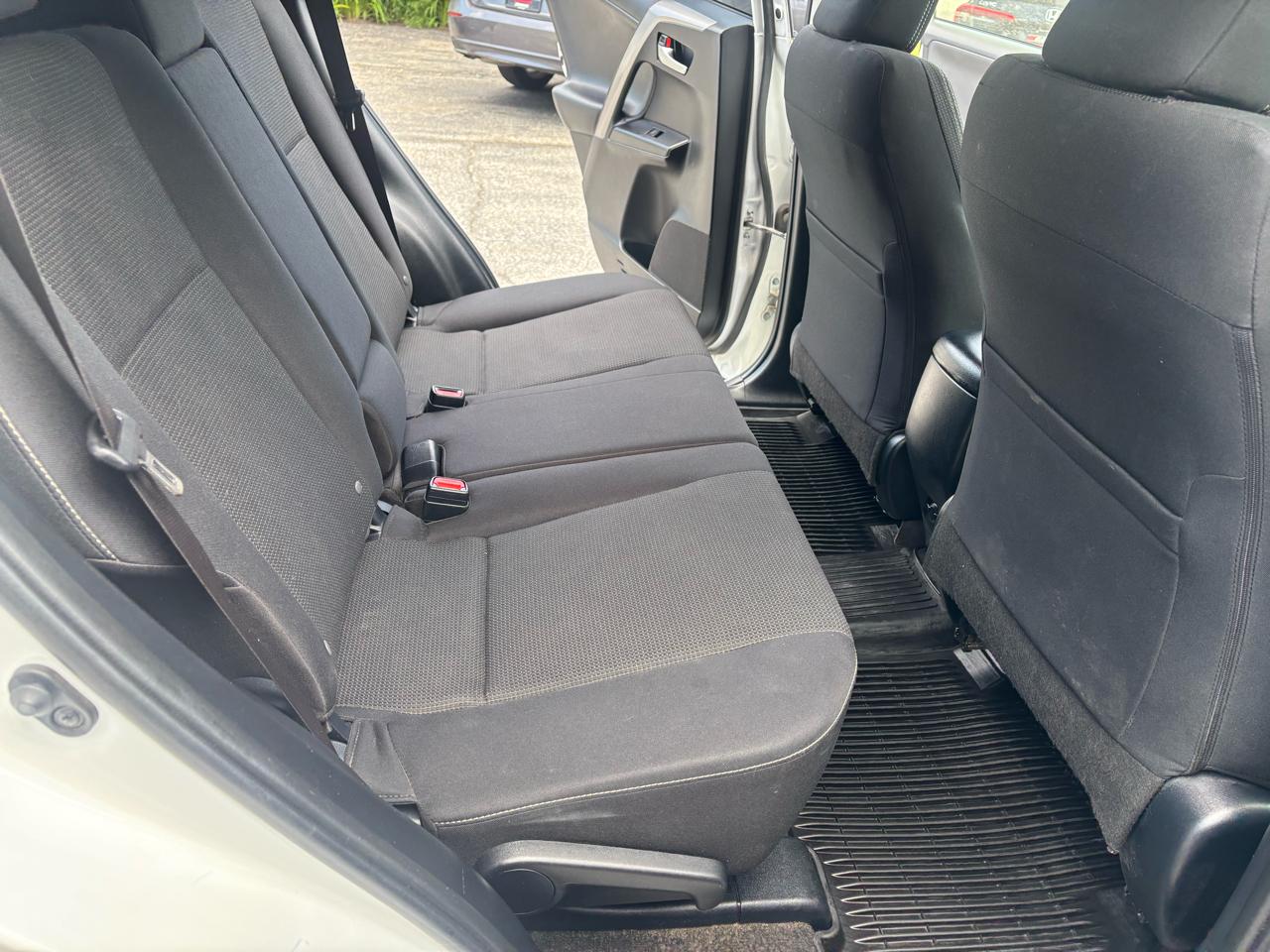 Toyota RAV4 XLE AWD 2017