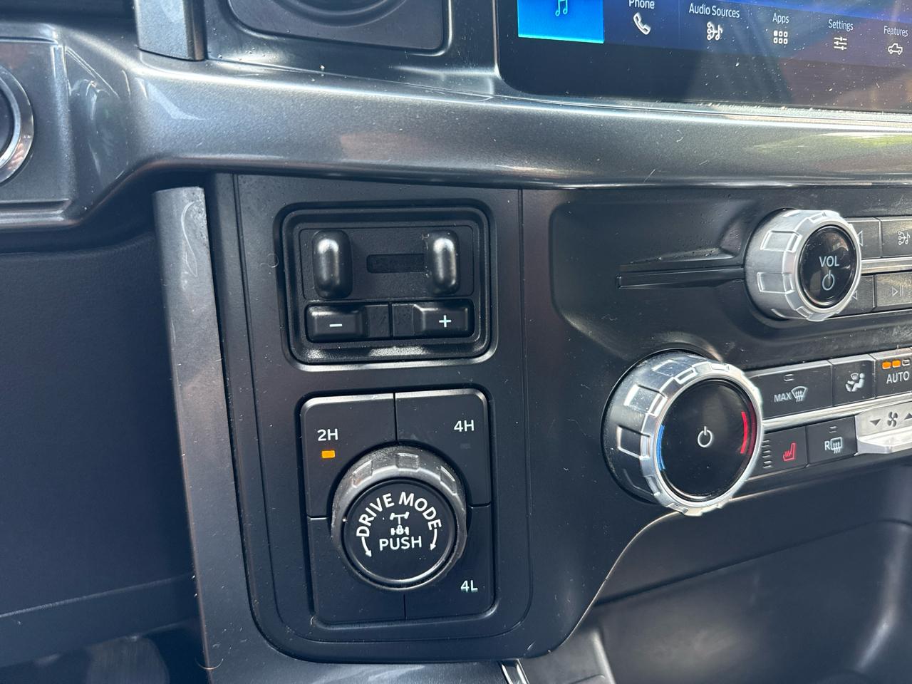 Ford F-150 XLT SuperCrew 5.5-ft. Bed 4WD 2022