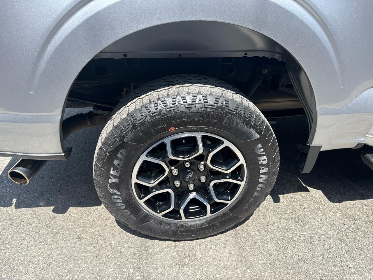 Ford F-150 XLT SuperCrew 5.5-ft. Bed 4WD 2022