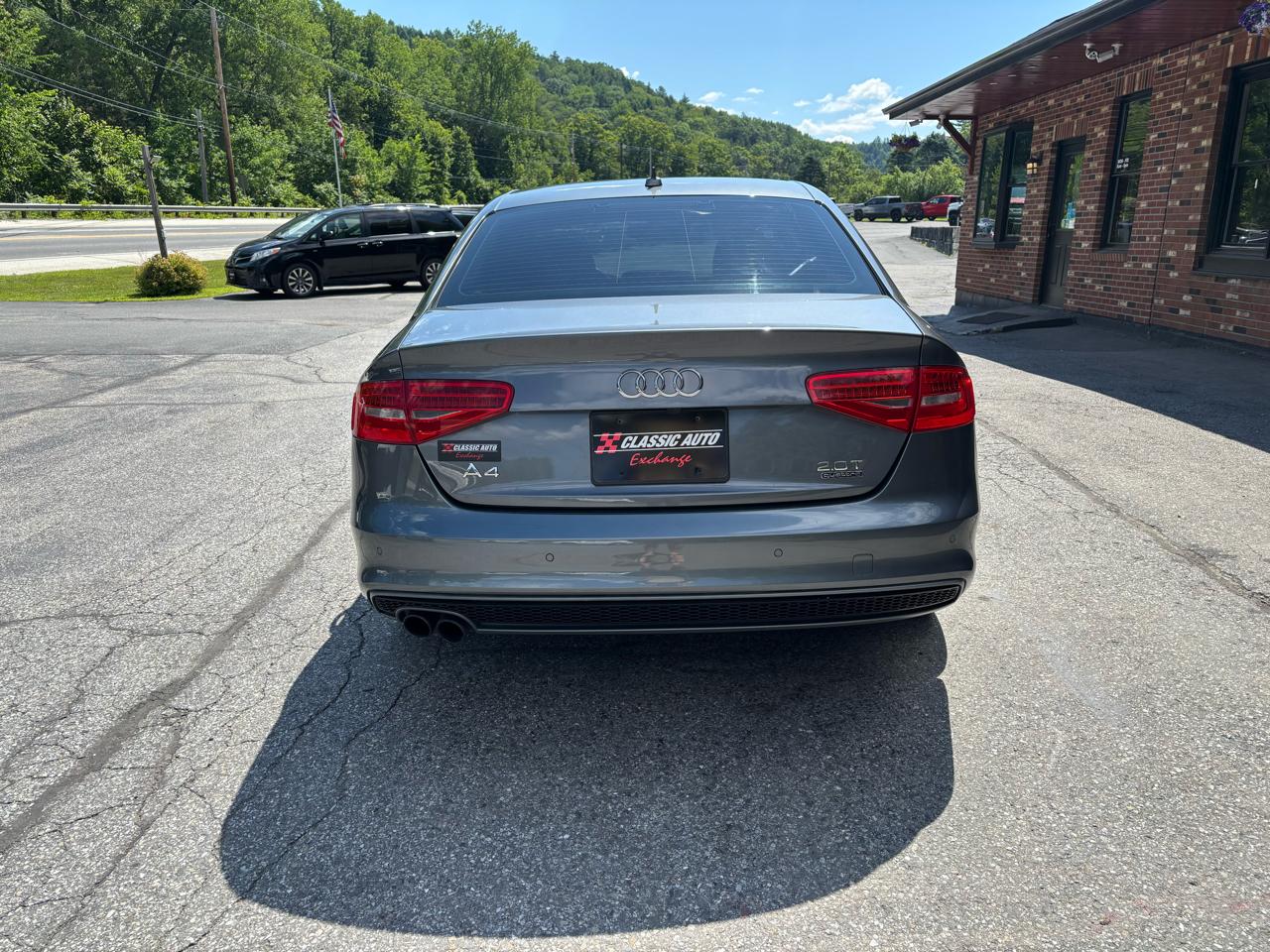 Audi A4 2.0T Premium quattro Sedan AWD 8A 2016