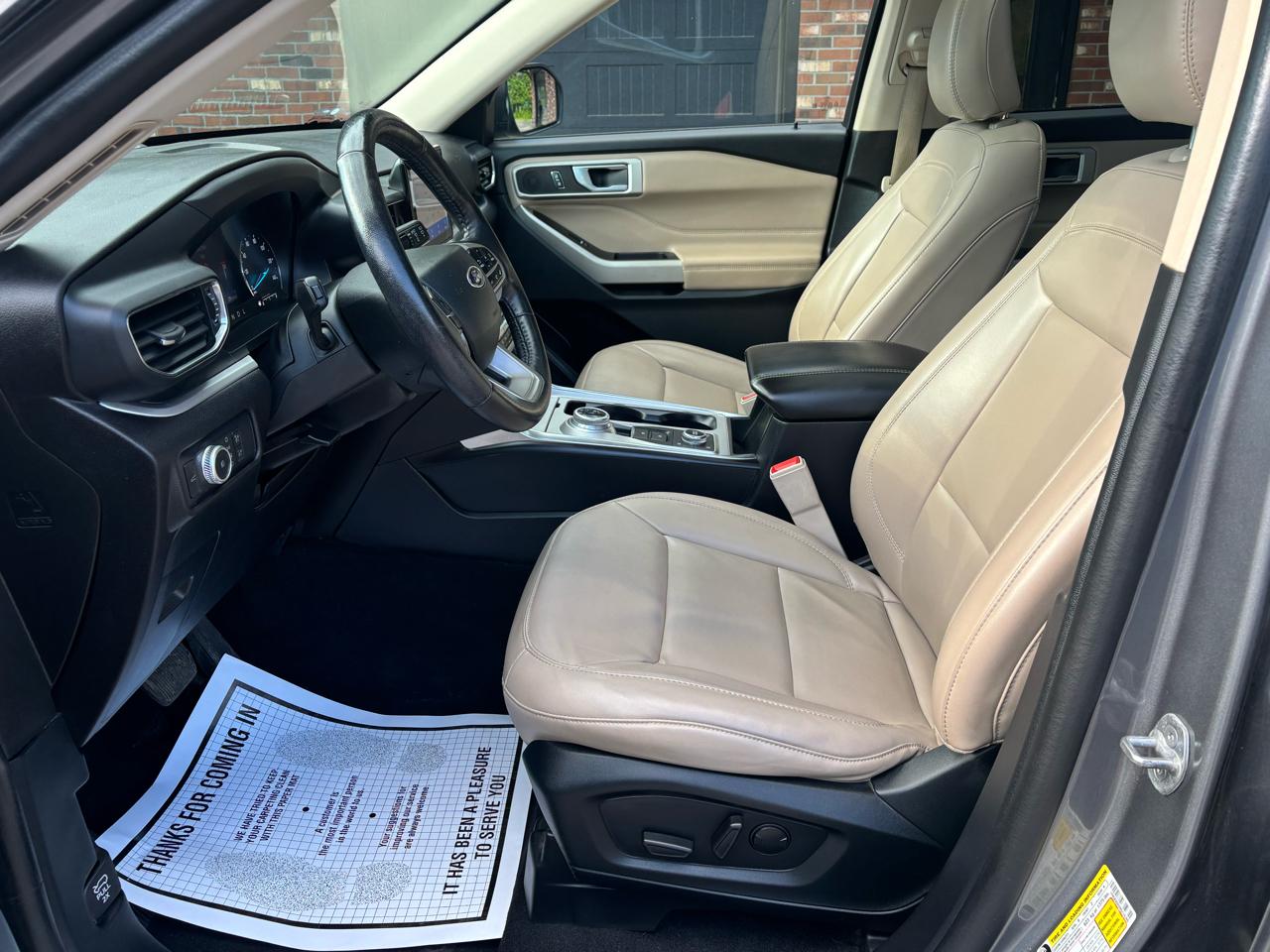 Ford Explorer XLT AWD 2021