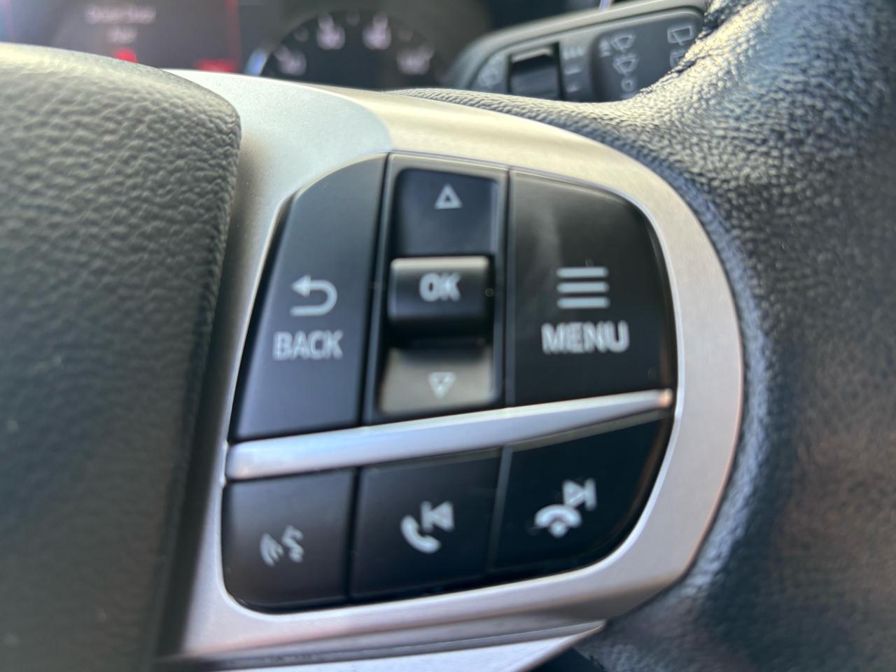Ford Explorer XLT AWD 2021