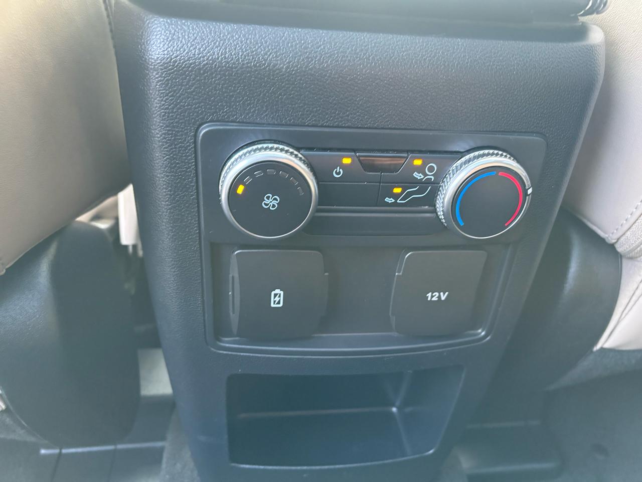 Ford Explorer XLT AWD 2021