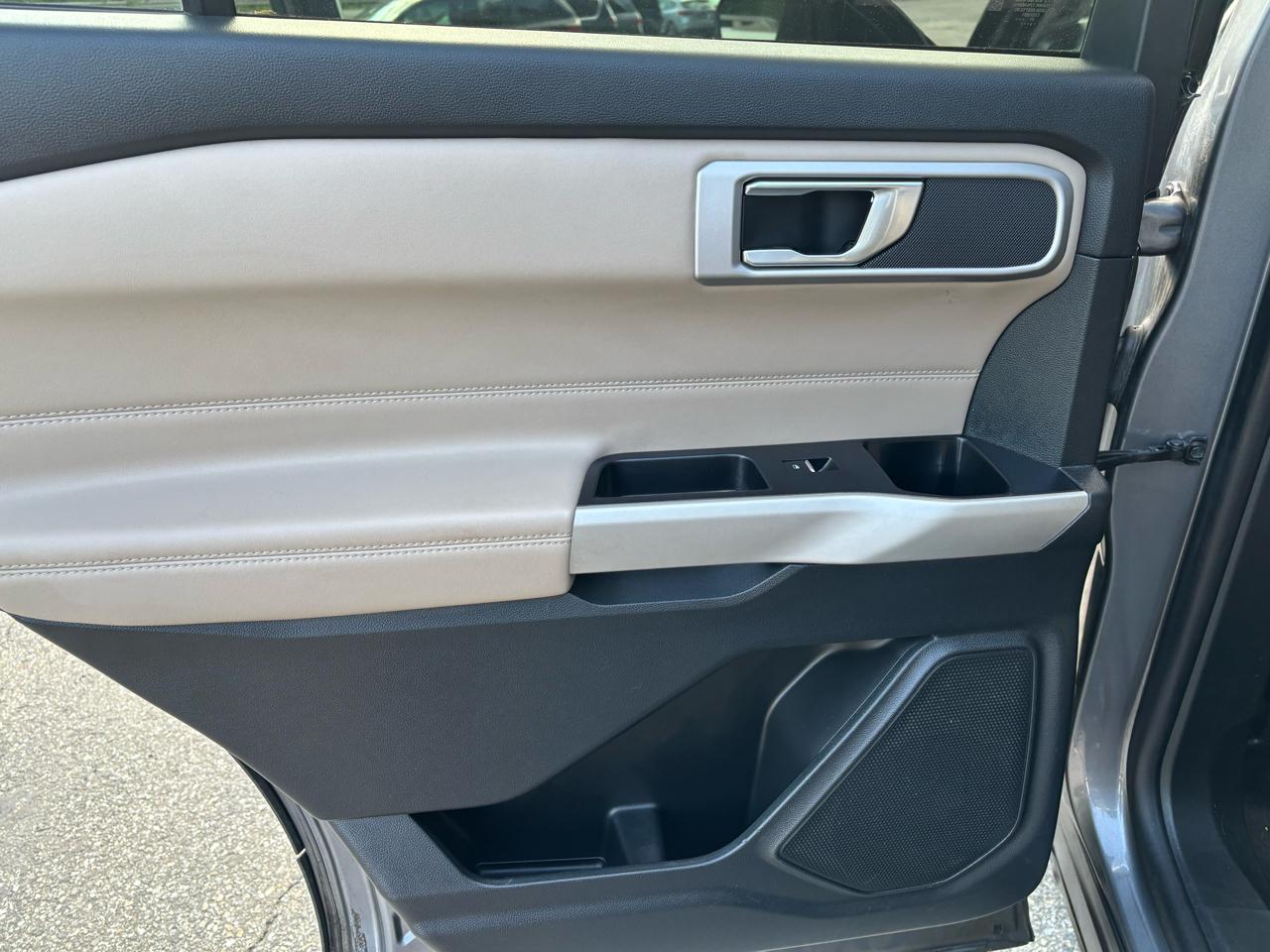 Ford Explorer XLT AWD 2021