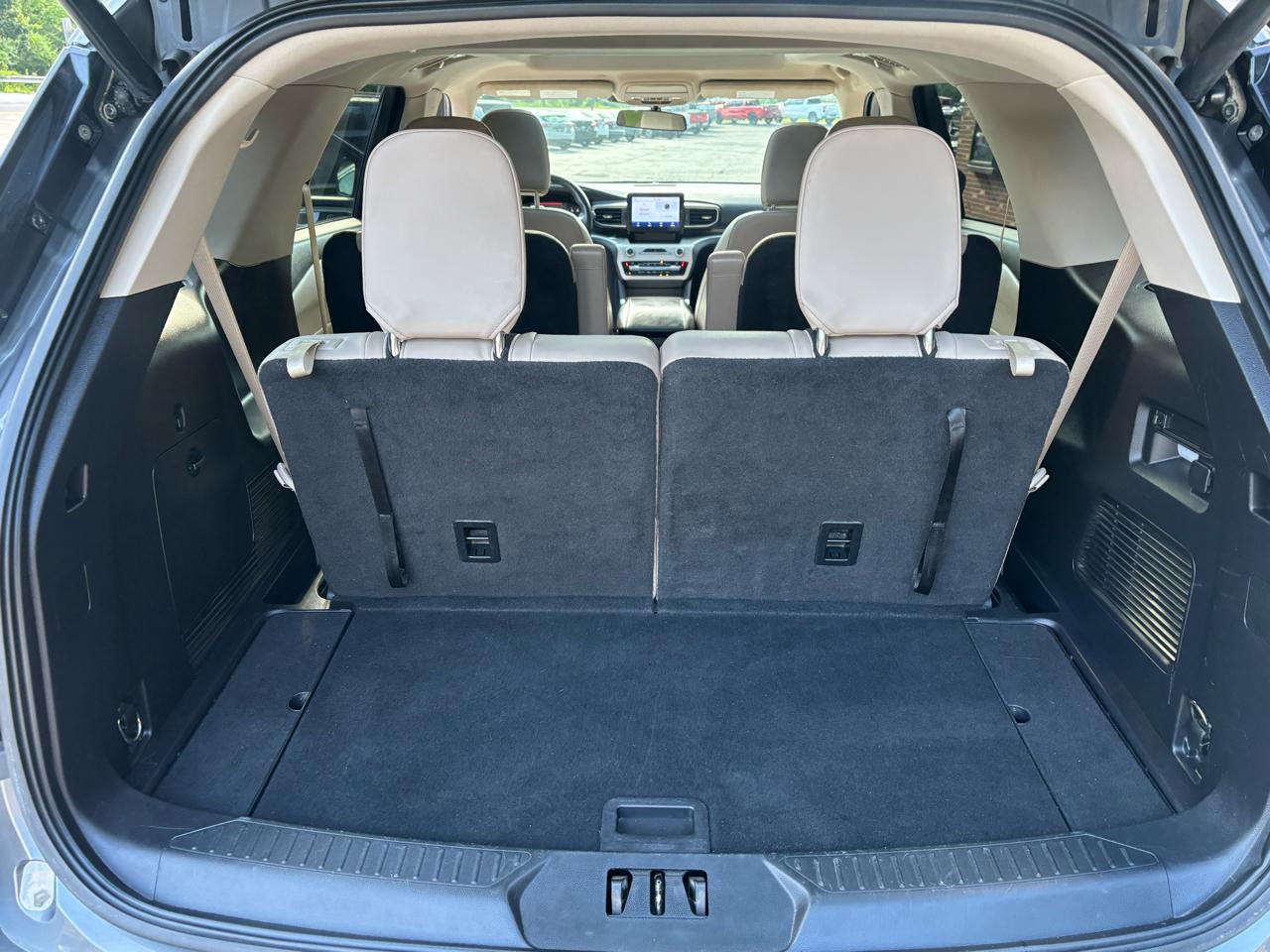 Ford Explorer XLT AWD 2021