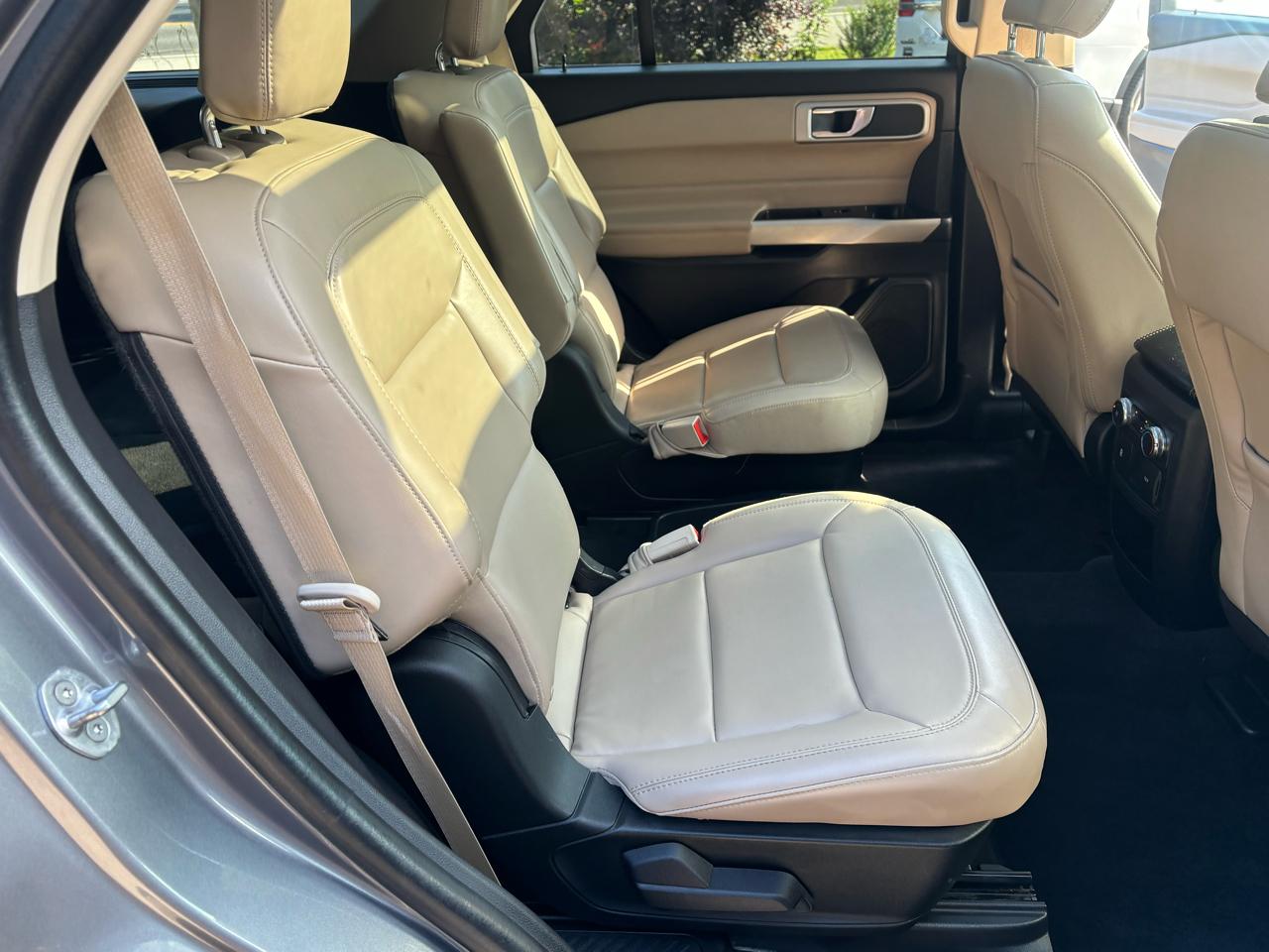 Ford Explorer XLT AWD 2021