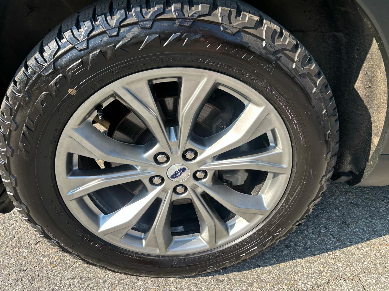 Ford Explorer XLT AWD 2021