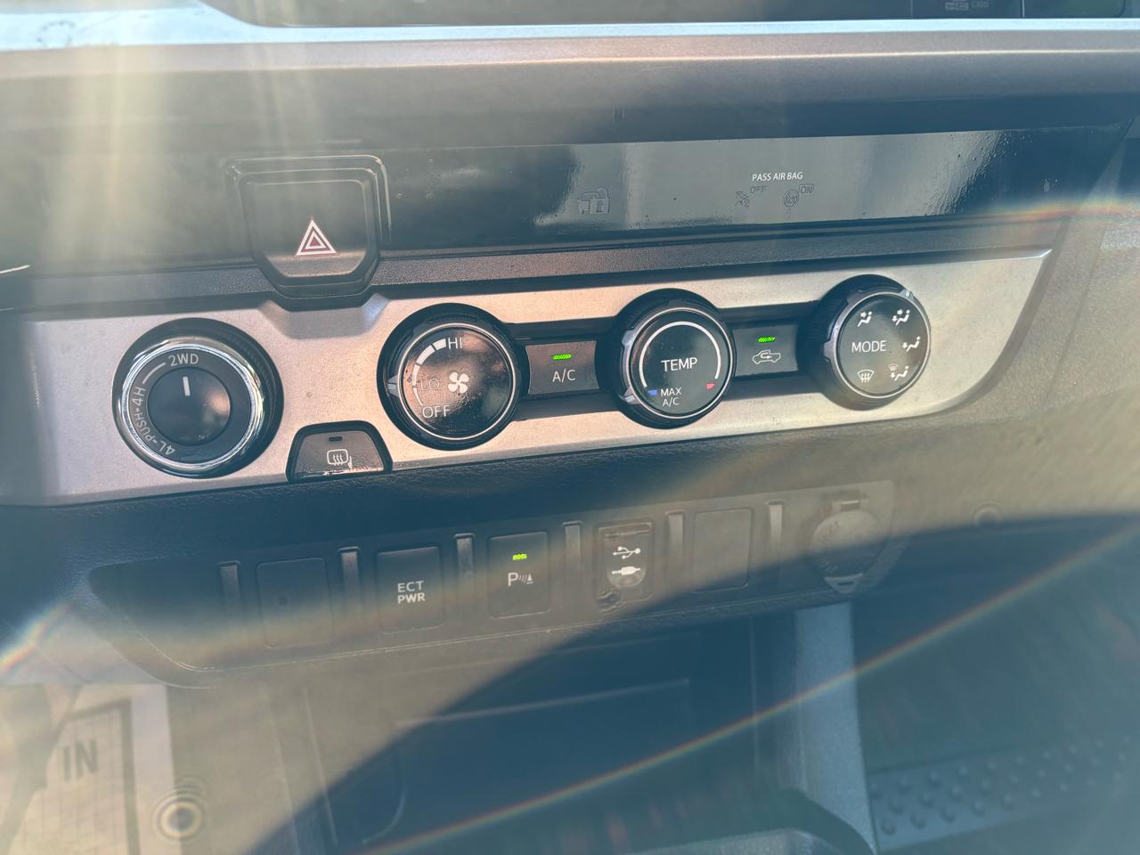 Toyota Tacoma SR5 Access Cab V6 6AT 4WD 2018