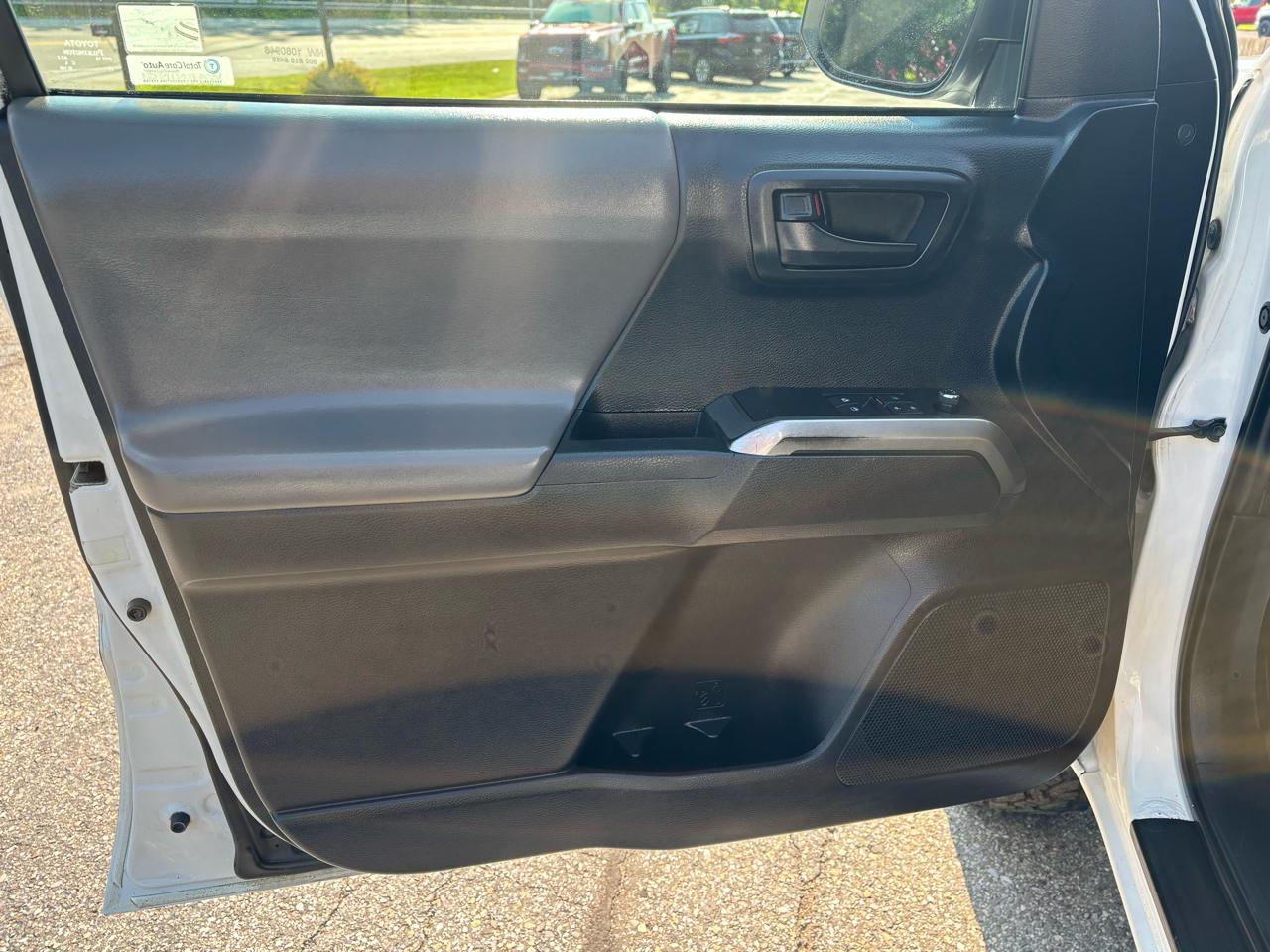 Toyota Tacoma SR5 Access Cab V6 6AT 4WD 2018