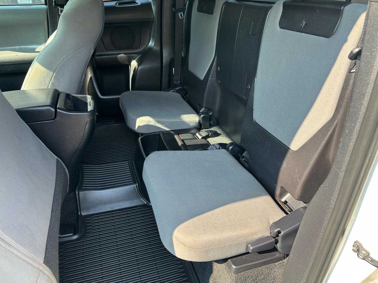 Toyota Tacoma SR5 Access Cab V6 6AT 4WD 2018