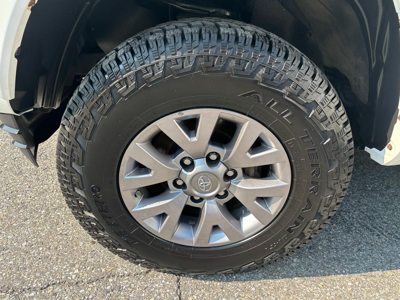 Toyota Tacoma SR5 Access Cab V6 6AT 4WD 2018